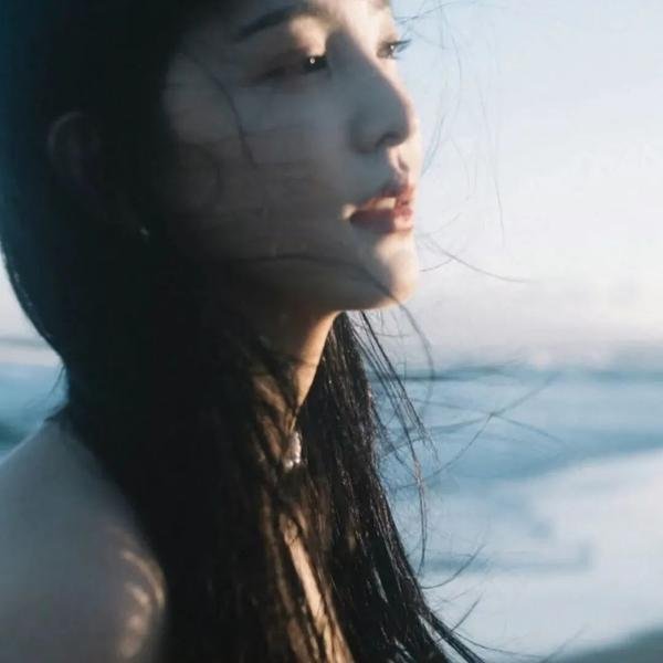 不要碰我的女儿